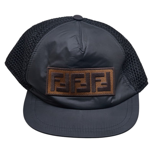 フェンディ キッズ ズッカ メッシュ ベースボールキャップ サイズ：2 JUP004 ブラック ポリエステル コットン レディース FENDI 【中古】