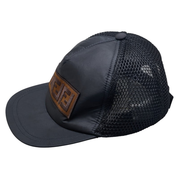 フェンディ キッズ ズッカ メッシュ ベースボールキャップ サイズ：2 JUP004 ブラック ポリエステル コットン レディース FENDI 【中古】