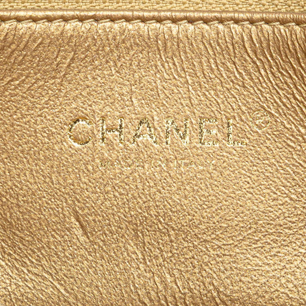 シャネル マトラッセ ココマーク ショルダーバッグ ホワイト ゴールド ラムスキン レディース CHANEL 【中古】