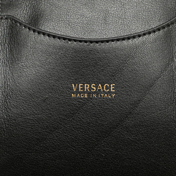 ヴェルサーチェ メデューサ 斜め掛け ショルダーバッグ スマートフォンショルダー ブラック レザー レディース VERSACE 【中古】