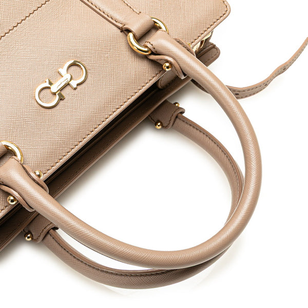 サルヴァトーレフェラガモ ガンチーニ ショルダーバッグ ハンドバッグ 2WAY 21F317 グレージュ レザー レディース Salvatore Ferragamo 【中古】