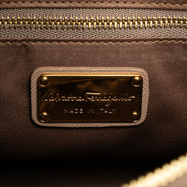 サルヴァトーレフェラガモ ガンチーニ ショルダーバッグ ハンドバッグ 2WAY 21F317 グレージュ レザー レディース Salvatore Ferragamo 【中古】