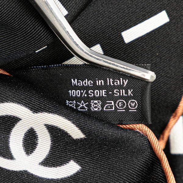 シャネル ロゴ ステッチ スカーフ ブラック シルク レディース CHANEL 【中古】