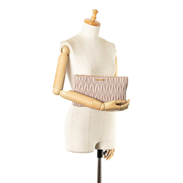 ミュウミュウ マテラッセ クラッチバッグ ピンク ベージュ レザー レディース MIUMIU 【中古】
