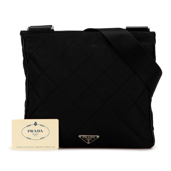 プラダ キルティング 三角ロゴプレート 斜め掛け ショルダーバッグ BT0424 ブラック ナイロン レディース PRADA 【中古】