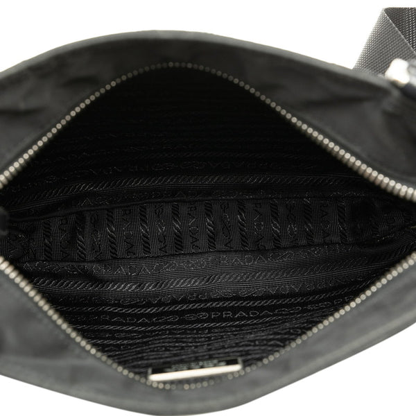 プラダ キルティング 三角ロゴプレート 斜め掛け ショルダーバッグ BT0424 ブラック ナイロン レディース PRADA 【中古】