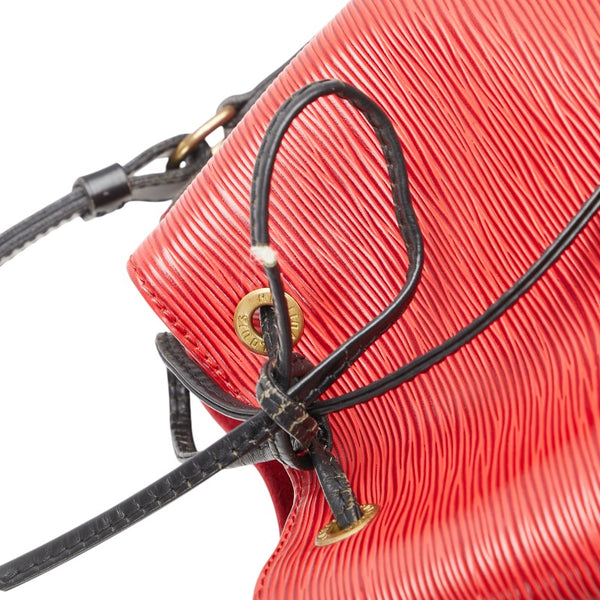 ルイ ヴィトン エピ プチノエ ワンショルダーバッグ M44172 カスティリアンレッド ノワール レザー レディース LOUIS VUITTON 【中古】