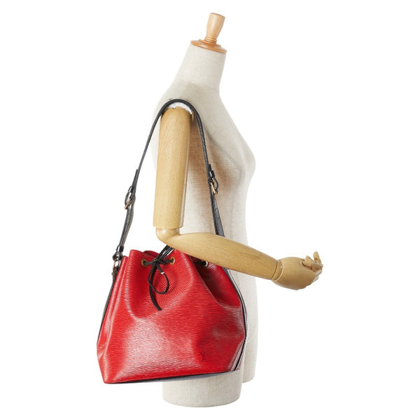 ルイ ヴィトン エピ プチノエ ワンショルダーバッグ M44172 カスティリアンレッド ノワール レザー レディース LOUIS VUITTON 【中古】