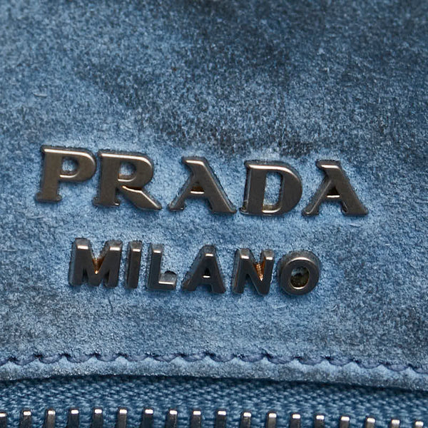プラダ エティケット スタッズ 斜め掛け ショルダーバッグ 1BD082 グレー レザー レディース PRADA 【中古】