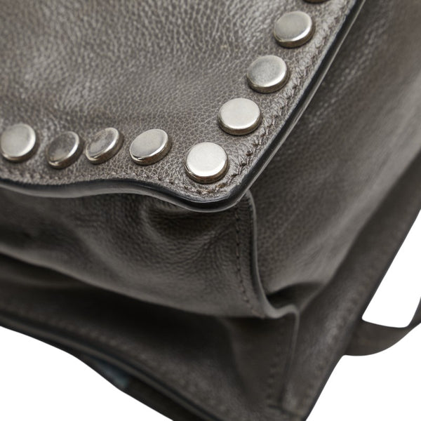 プラダ エティケット スタッズ 斜め掛け ショルダーバッグ 1BD082 グレー レザー レディース PRADA 【中古】