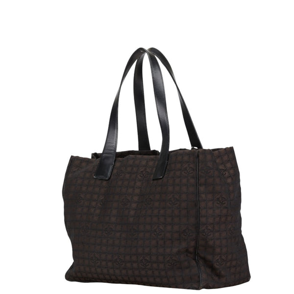 シャネル ニュートラベルライン トートMM トートバッグ ブラック ナイロン レザー レディース CHANEL 【中古】