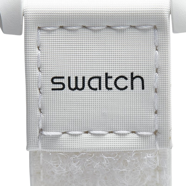 オメガ ×スウォッチ スヌーピー MISSION TO THE MOONPHASE - NEW MOON 腕時計 SO33W700 クオーツ ホワイト文字盤 セラミック ナイロン メンズ OMEGA 【中古】