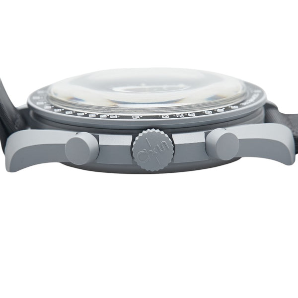 オメガ ×スウォッチ ムーンスウォッチ MISSION TO THE MOON 腕時計 SO33M100 クオーツ ブラック文字盤 セラミック ナイロン メンズ OMEGA 【中古】