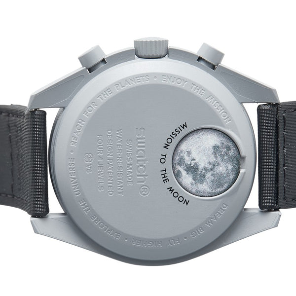オメガ ×スウォッチ ムーンスウォッチ MISSION TO THE MOON 腕時計 SO33M100 クオーツ ブラック文字盤 セラミック ナイロン メンズ OMEGA 【中古】
