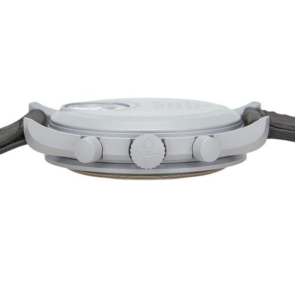 オメガ ×スウォッチ ムーンスウォッチ MISSION TO THE MOON 腕時計 SO33M100 クオーツ ブラック文字盤 セラミック ナイロン メンズ OMEGA 【中古】