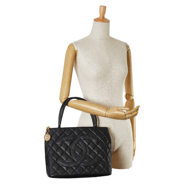 シャネル ココマーク マトラッセ 復刻トート ハンドバッグ トートバッグ ブラック キャビアスキン レディース CHANEL 【中古】