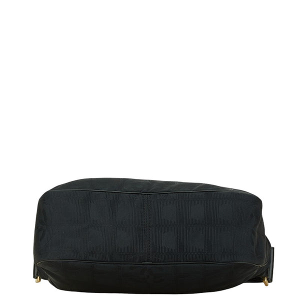 シャネル ニュートラベルライン ワンショルダーバッグ ブラック キャンバス レザー レディース CHANEL 【中古】