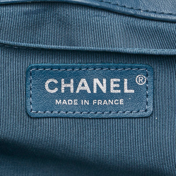 シャネル マトラッセ ボーイシャネル25 チェーン ショルダーバッグ ブルー レザー レディース CHANEL 【中古】