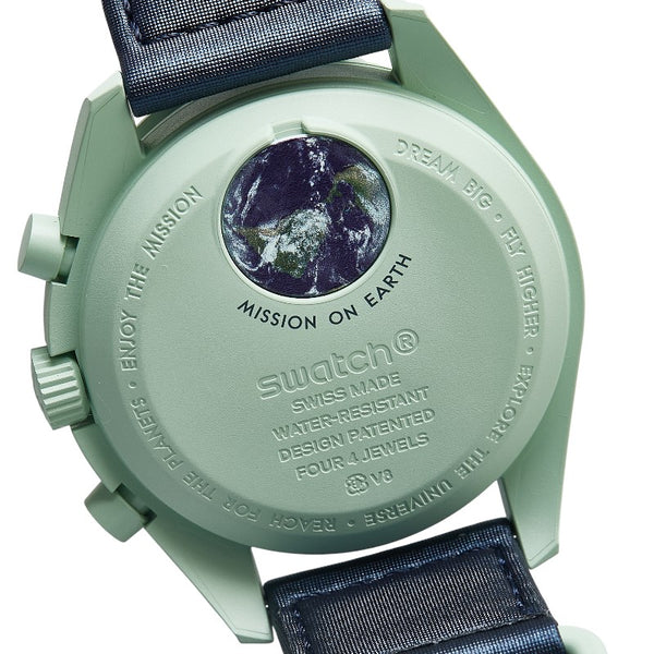 オメガ × スウォッチ Swatch スピードマスター ムーンウォッチ ミッション オン アース 腕時計 S033G100 クオーツ ネイビー文字盤 樹脂系 メンズ OMEGA 【中古】