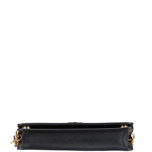 プラダ 斜め掛け チェーン ウォレット ブラック サフィアーノ レディース PRADA 【中古】