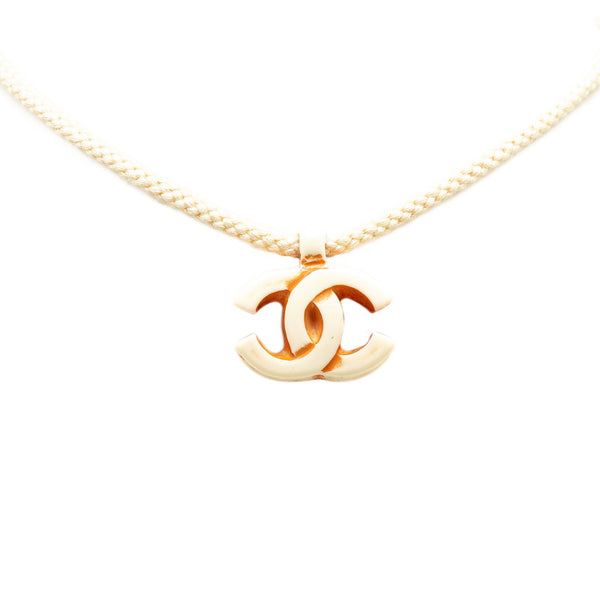 シャネル ココマーク チョーカー ネックレス ホワイト プラスチック レディース CHANEL 【中古】