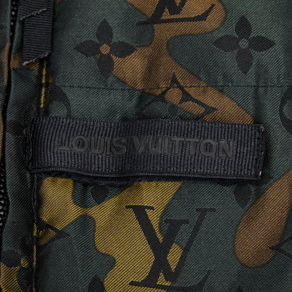 ルイ ヴィトン モノグラム カモフラージュ 中綿ジャケット サイズ:8 カーキ ナイロン シルク キッズ LOUIS VUITTON 【中古】