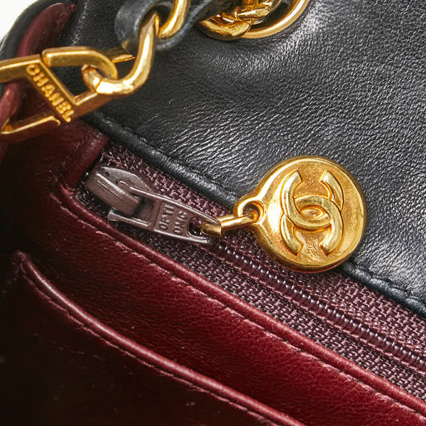 シャネル ミニマトラッセ ココマーク チェーン ショルダーバッグ ブラック ラムスキン レディース CHANEL 【中古】