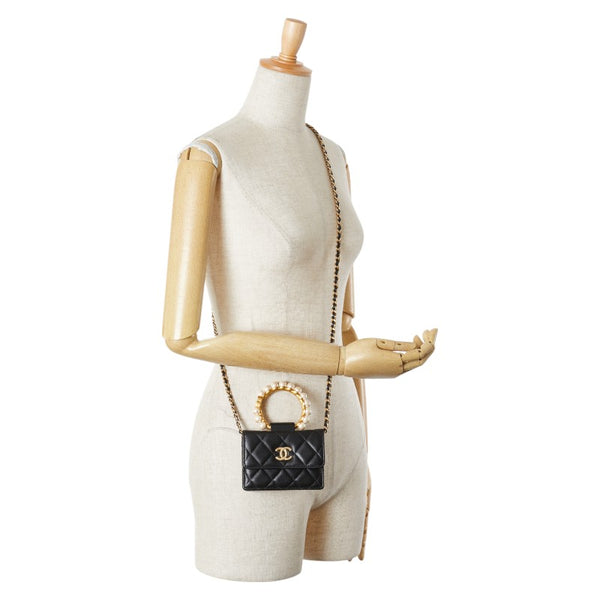 シャネル ミニマトラッセ ココマーク チェーン ショルダーバッグ AP2274 ブラック ラムスキン フェイクパール レディース CHANEL 【中古】