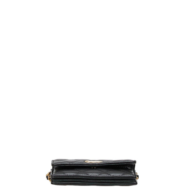 シャネル ミニマトラッセ ココマーク チェーン ショルダーバッグ AP2274 ブラック ラムスキン フェイクパール レディース CHANEL 【中古】