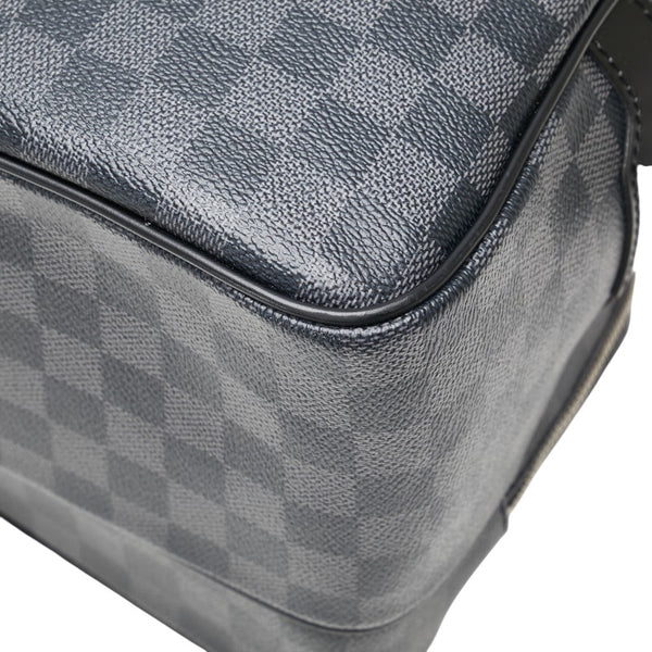 ルイ ヴィトン ダミエ グラフィット イオ ショルダーバッグ N45252 グレー ブラック PVC レザー メンズ LOUIS VUITTON 【中古】