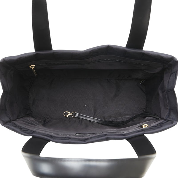 シャネル ニュートラトートPM トートバッグ ハンドバッグ ブラック キャンバス レザー レディース CHANEL 【中古】