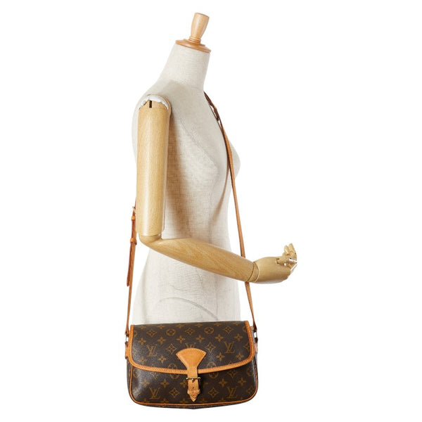 ルイ ヴィトン モノグラム ソローニュ 斜め掛け ショルダーバッグ M42250 ブラウン PVC レザー レディース LOUIS VUITTON 【中古】
