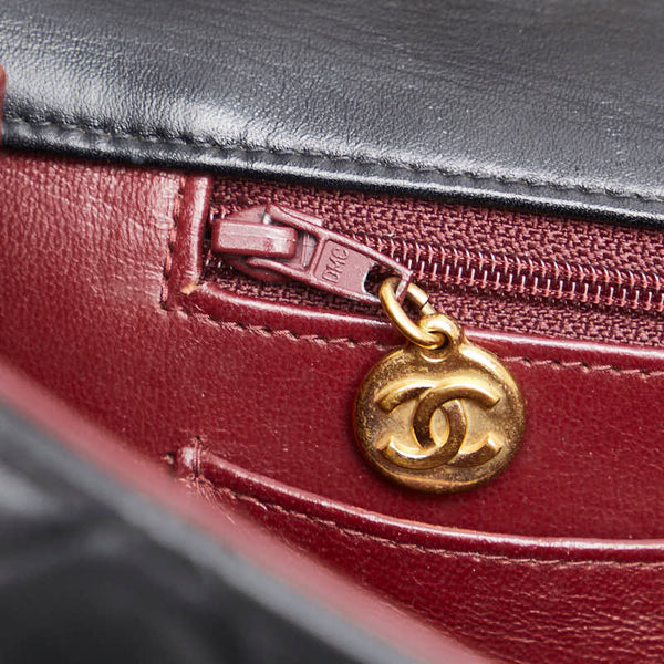 シャネル ココマーク デカマトラッセ34 斜め掛け チェーン ショルダーバッグ ブラック レザー レディース CHANEL 【中古】