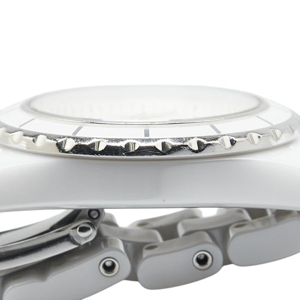 シャネル J12 8Pダイヤ 腕時計 H2570 クオーツ シルバー文字盤 ホワイトセラミック レディース CHANEL 【中古】