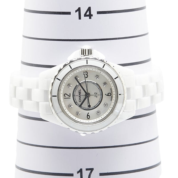 シャネル J12 8Pダイヤ 腕時計 H2570 クオーツ シルバー文字盤 ホワイトセラミック レディース CHANEL 【中古】
