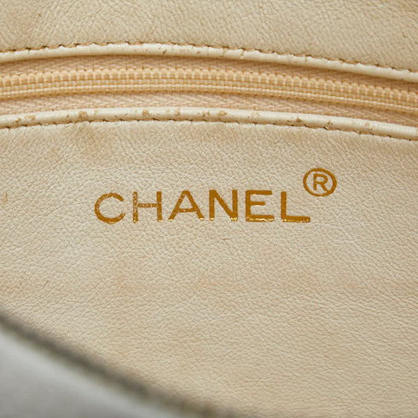 シャネル トリプルココマーク ショルダーバッグ ホワイト キャビアスキン レディース CHANEL 【中古】
