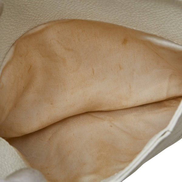 シャネル トリプルココマーク ショルダーバッグ ホワイト キャビアスキン レディース CHANEL 【中古】