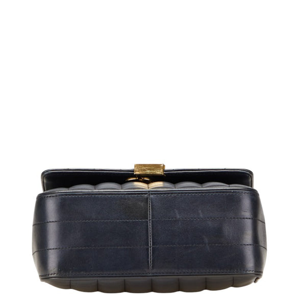 サンローラン ヴィッキー YSLロゴ 斜め掛け チェーン ショルダーバッグ ブラック レザー レディース SAINT LAURENT 【中古】