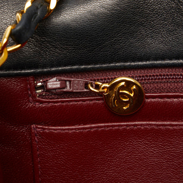 シャネル マトラッセ ダイアナ25 チェーン ショルダーバッグ ブラック ラムスキン レディース CHANEL 【中古】