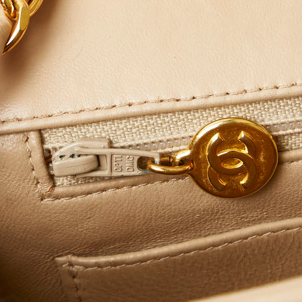 シャネル マドモアゼル チェーンショルダーバッグ ベージュ レザー レディース CHANEL 【中古】