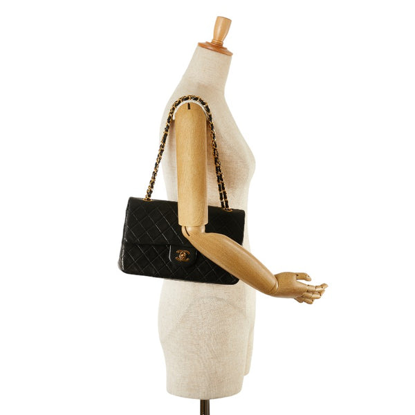 シャネル マトラッセ25 ココマーク ダブルフラップ チェーン ショルダーバッグ ブラック ラムスキン レディース CHANEL 【中古】