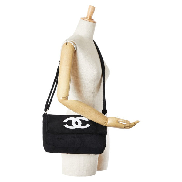 シャネル ココマーク ノベルティ 斜め掛け ショルダーバッグ ブラック ホワイト パイル レディース CHANEL 【中古】