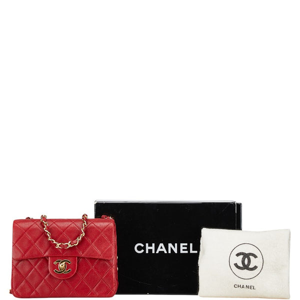 シャネル ココマーク ミニマトラッセ18 斜め掛け チェーン ショルダーバッグ レッド ラムスキン レディース CHANEL 【中古】