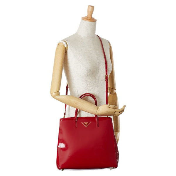 プラダ 三角ロゴプレート ハンドバッグ ショルダーバッグ 2WAY BN2411 レッド エナメル レディース PRADA 【中古】