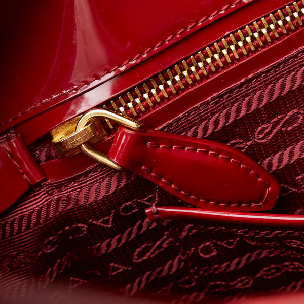 プラダ 三角ロゴプレート ハンドバッグ ショルダーバッグ 2WAY BN2411 レッド エナメル レディース PRADA 【中古】