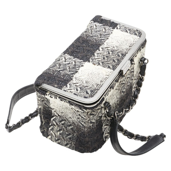 シャネル チェーン ハンドバッグ バニティバッグ ブラック ホワイト ツイード レザー レディース CHANEL 【中古】