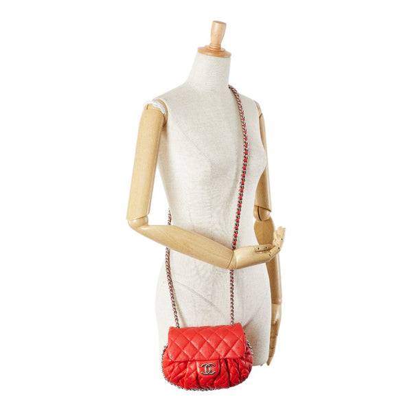 シャネル マトラッセ ココマーク チェーン ショルダーバッグ レッド シルバー レザー レディース CHANEL 【中古】