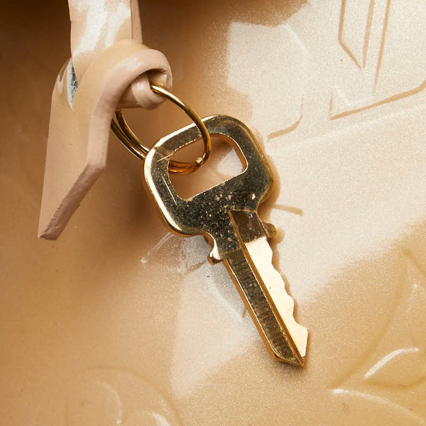 ルイ ヴィトン モノグラム ヴェルニ アルマPM ハンドバッグ M91751 ベージュプードル パテントレザー レディース LOUIS VUITTON 【中古】