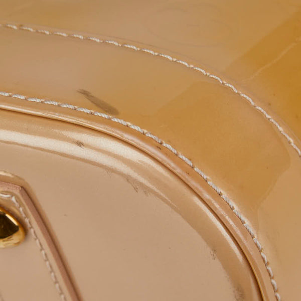 ルイ ヴィトン モノグラム ヴェルニ アルマPM ハンドバッグ M91751 ベージュプードル パテントレザー レディース LOUIS VUITTON 【中古】