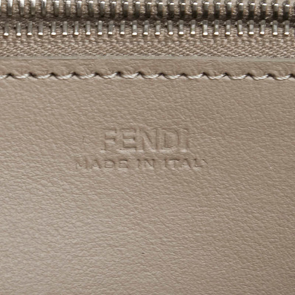 フェンディ ピーカブー 長財布 8M0427 ライトブルー レザー レディース FENDI 【中古】